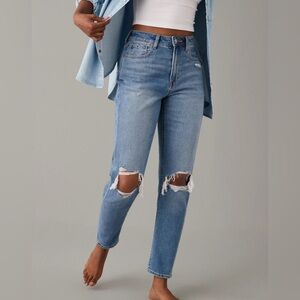 American Eagle AE Ripped Mom Jean Distressed